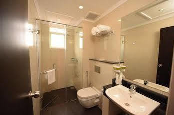 Отель Fair View 3*